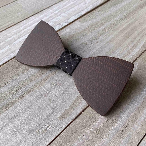 Men's Wooden Bow Tie - Picture 5 of 8